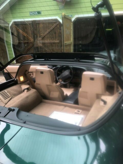 1992 Polo green Chevrolet Corvette Coupe