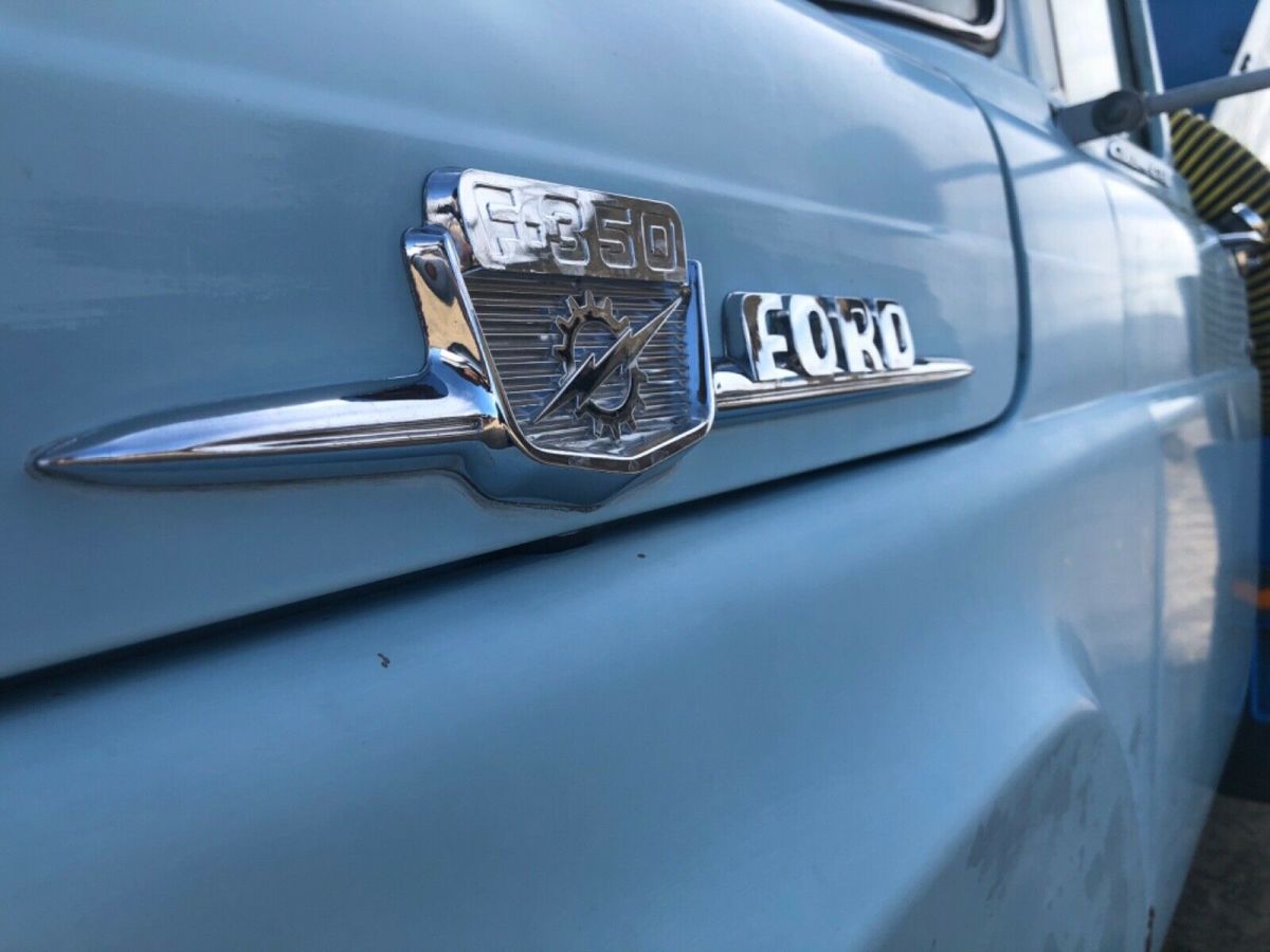 1959 Blue Ford F-350 Custom cab
