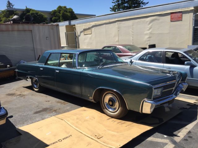 1965 Blue matalic Chrysler Imperial Sedan 