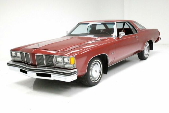 1976 Burgundy Oldsmobile Delta 88