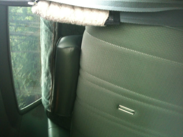 1974 Yellow Ford LTD 2 DOOR HARDTOP