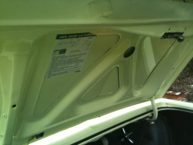 1974 Yellow Ford LTD 2 DOOR HARDTOP