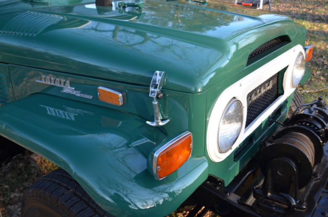 1973 Green Toyota FJ Cruiser Wagon