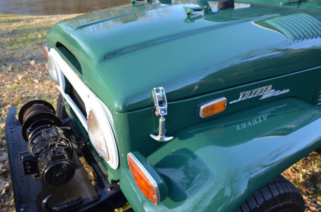 1973 Green Toyota FJ Cruiser Wagon