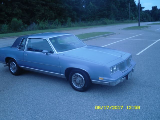 1984 Blue Oldsmobile Cutlass Coupe