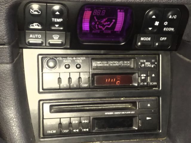 1992 White Mitsubishi 3000GT Hatchback