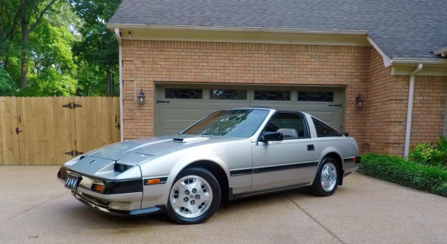 1984 Silver Nissan 300ZX