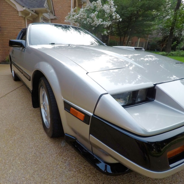 1984 Silver Nissan 300ZX
