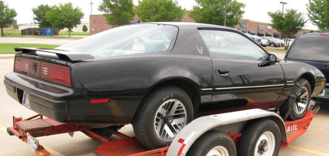 1985 Black Pontiac Firebird Coupe