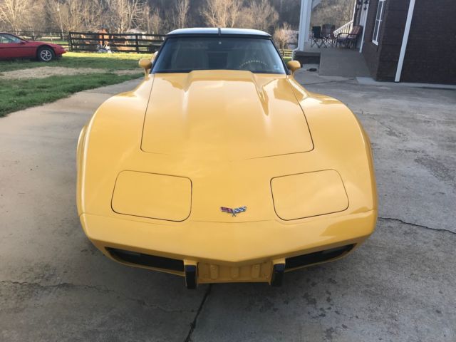 1979 Yellow Chevrolet Corvette Coupe