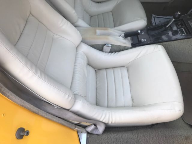 1979 Yellow Chevrolet Corvette Coupe