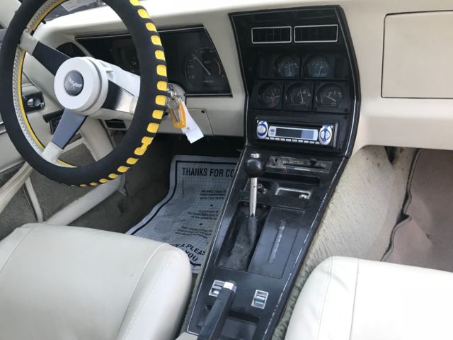 1979 Yellow Chevrolet Corvette Coupe
