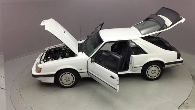 1986 White Ford Mustang Coupe