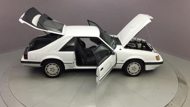 1986 White Ford Mustang Coupe