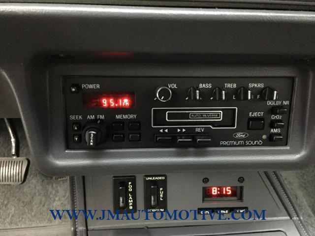 1986 White Ford Mustang Coupe