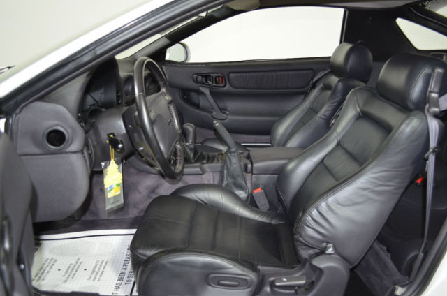 1992 White Mitsubishi 3000GT Coupe