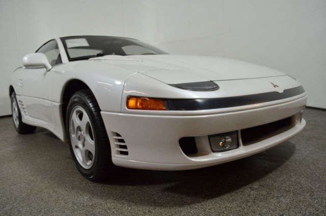 1992 White Mitsubishi 3000GT Coupe