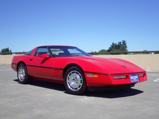 1986 Red Chevrolet Corvette Coupe