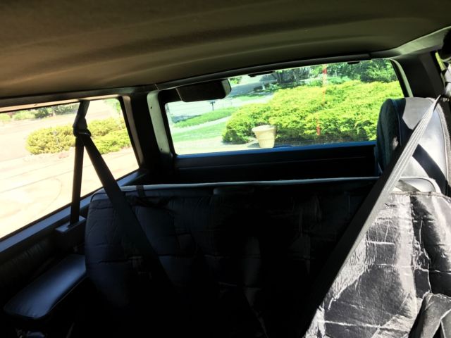 1992 White GMC Typhoon SUV