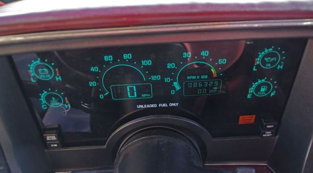 1990 White Buick Reatta Coupe