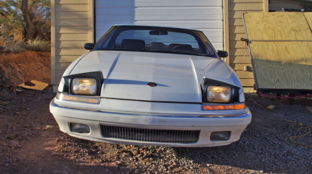 1990 White Buick Reatta Coupe