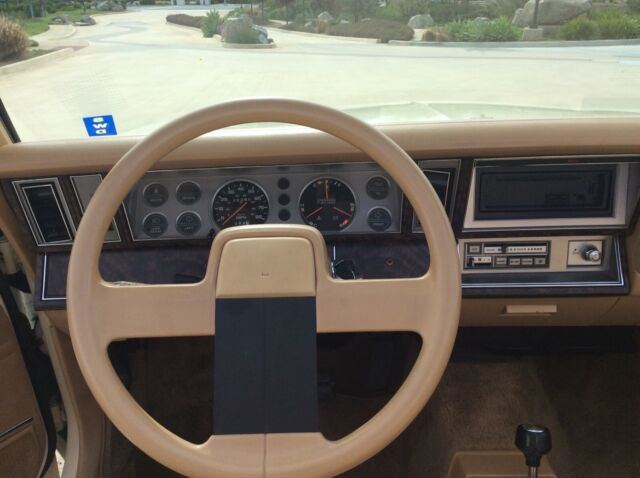 1986 Light Ivory Cream Dodge 600 Convertible