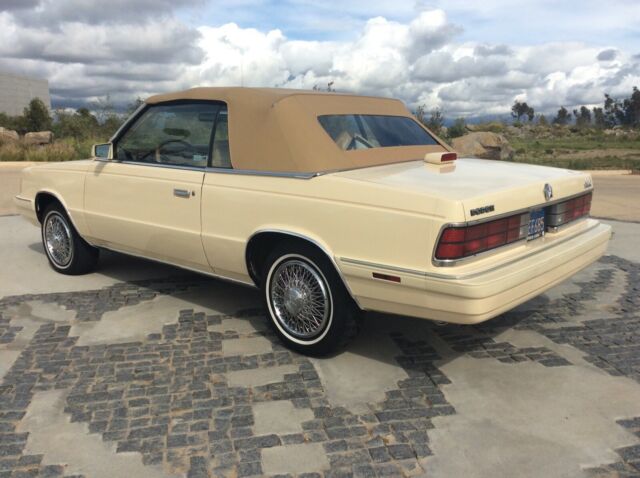 1986 Light Ivory Cream Dodge 600 Convertible