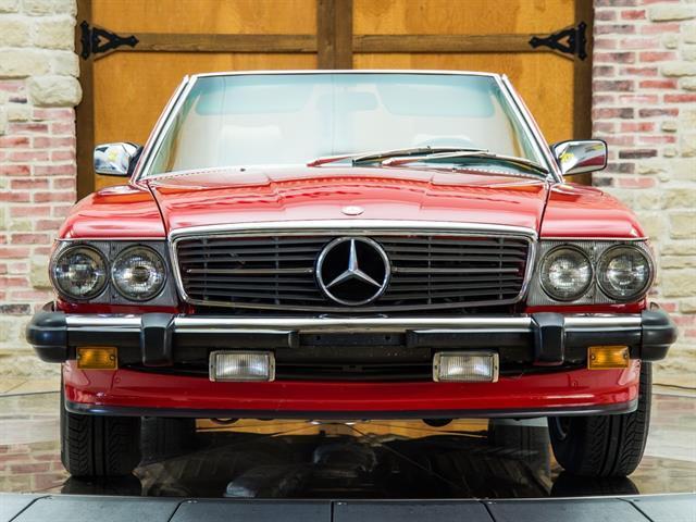 1989 Red Mercedes-Benz 560-Class 560 SL --