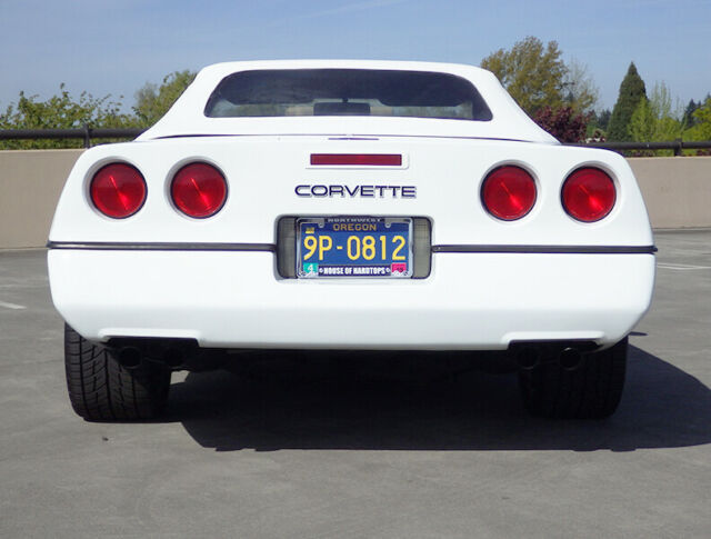 1990 White Chevrolet Corvette Convertible