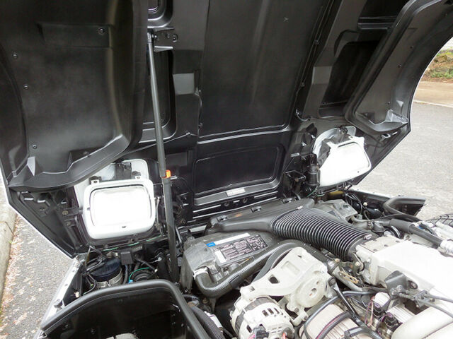 1990 White Chevrolet Corvette Convertible