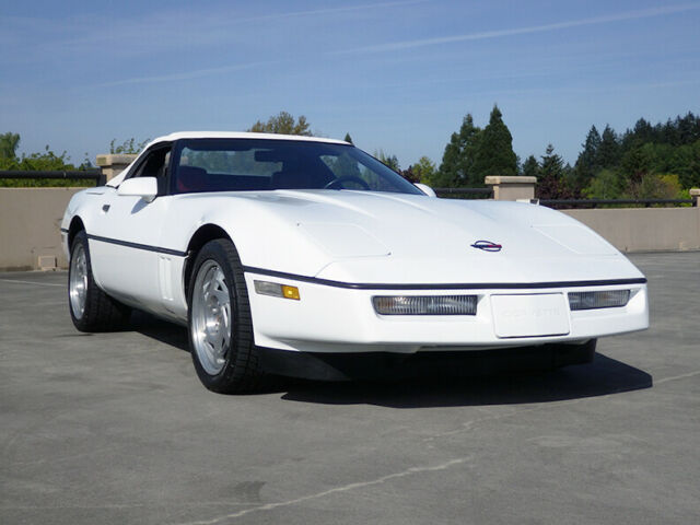 1990 White Chevrolet Corvette Convertible
