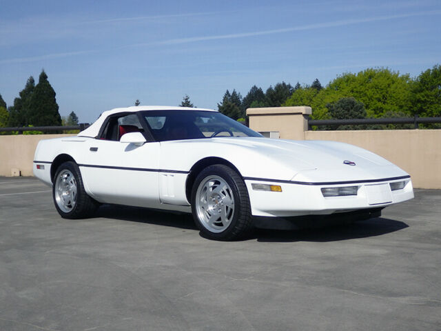 1990 White Chevrolet Corvette Convertible