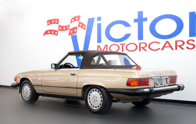 1987 CHAMPAYNE METALLIC Mercedes-Benz 500-Series