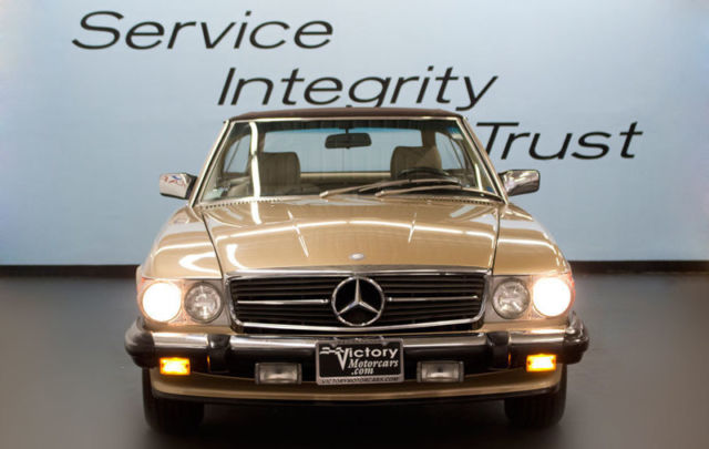 1987 CHAMPAYNE METALLIC Mercedes-Benz 500-Series