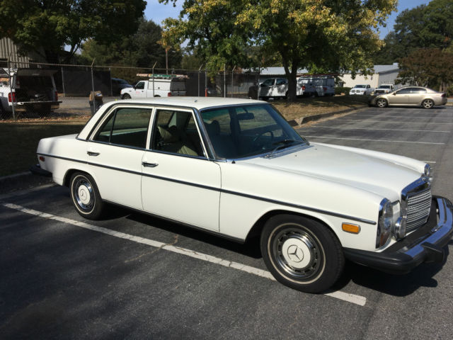 1974 White Mercedes-Benz 200-Series Sedan