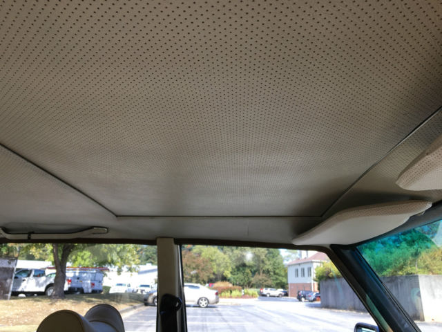 1974 White Mercedes-Benz 200-Series Sedan