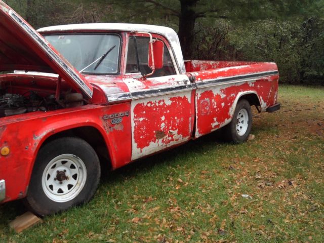 1968 RED/WHITE Dodge Other Pickups Standard Cab Pickup