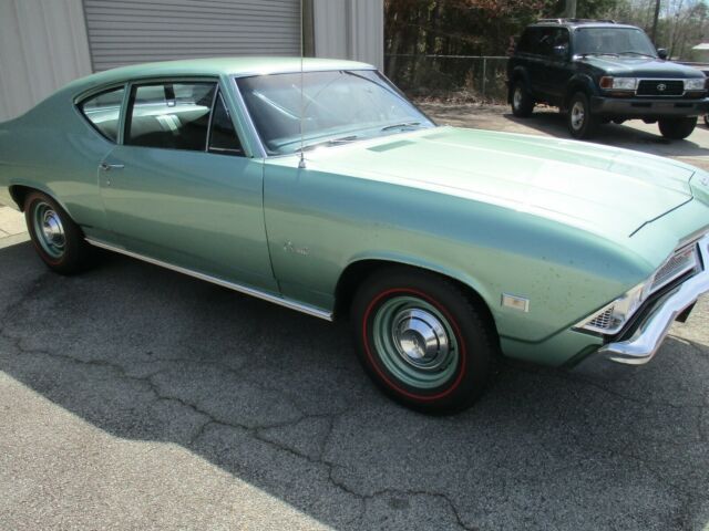 1968 Green Chevrolet Chevelle coupe