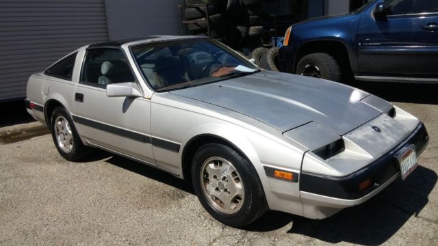1984 Silver Nissan 300ZX Coupe