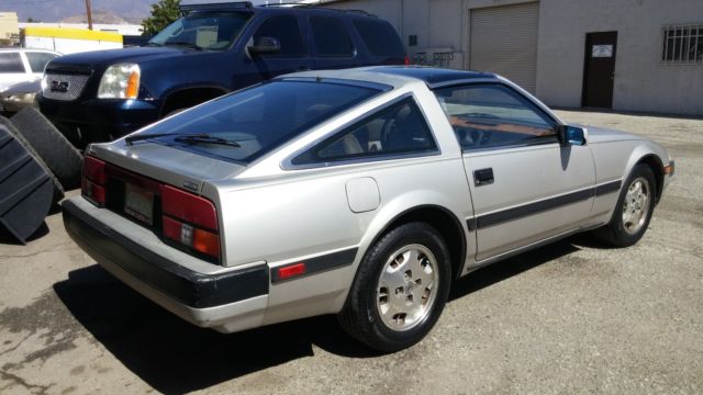 1984 Silver Nissan 300ZX Coupe