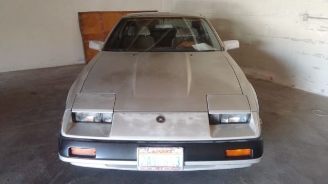 1984 Silver Nissan 300ZX Coupe