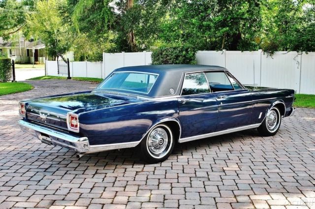 1966 Blue Ford LTD Sedan