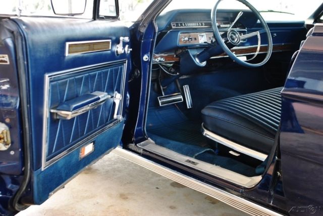 1966 Blue Ford LTD Sedan