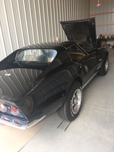 1969 Black Chevrolet Corvette Coupe