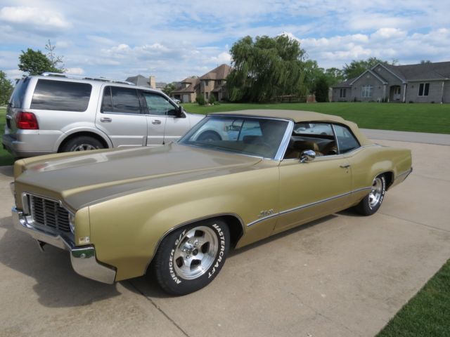 1969 Gold Oldsmobile Eighty-Eight Convertible