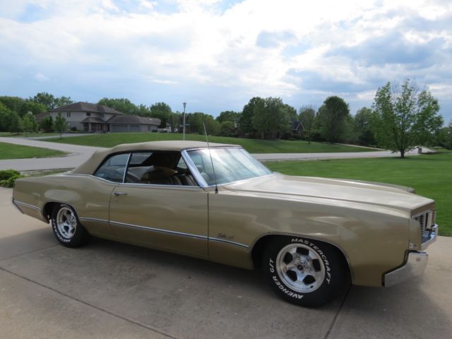 1969 Gold Oldsmobile Eighty-Eight Convertible