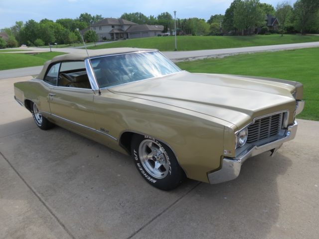 1969 Gold Oldsmobile Eighty-Eight Convertible