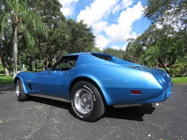 1976 Blue Chevrolet Corvette Coupe