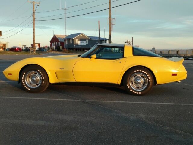 1979 Yellow Chevrolet Corvette Coupe