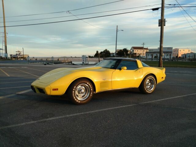1979 Yellow Chevrolet Corvette Coupe